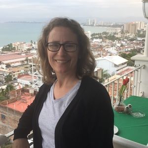 Meet your Posher, Stacey